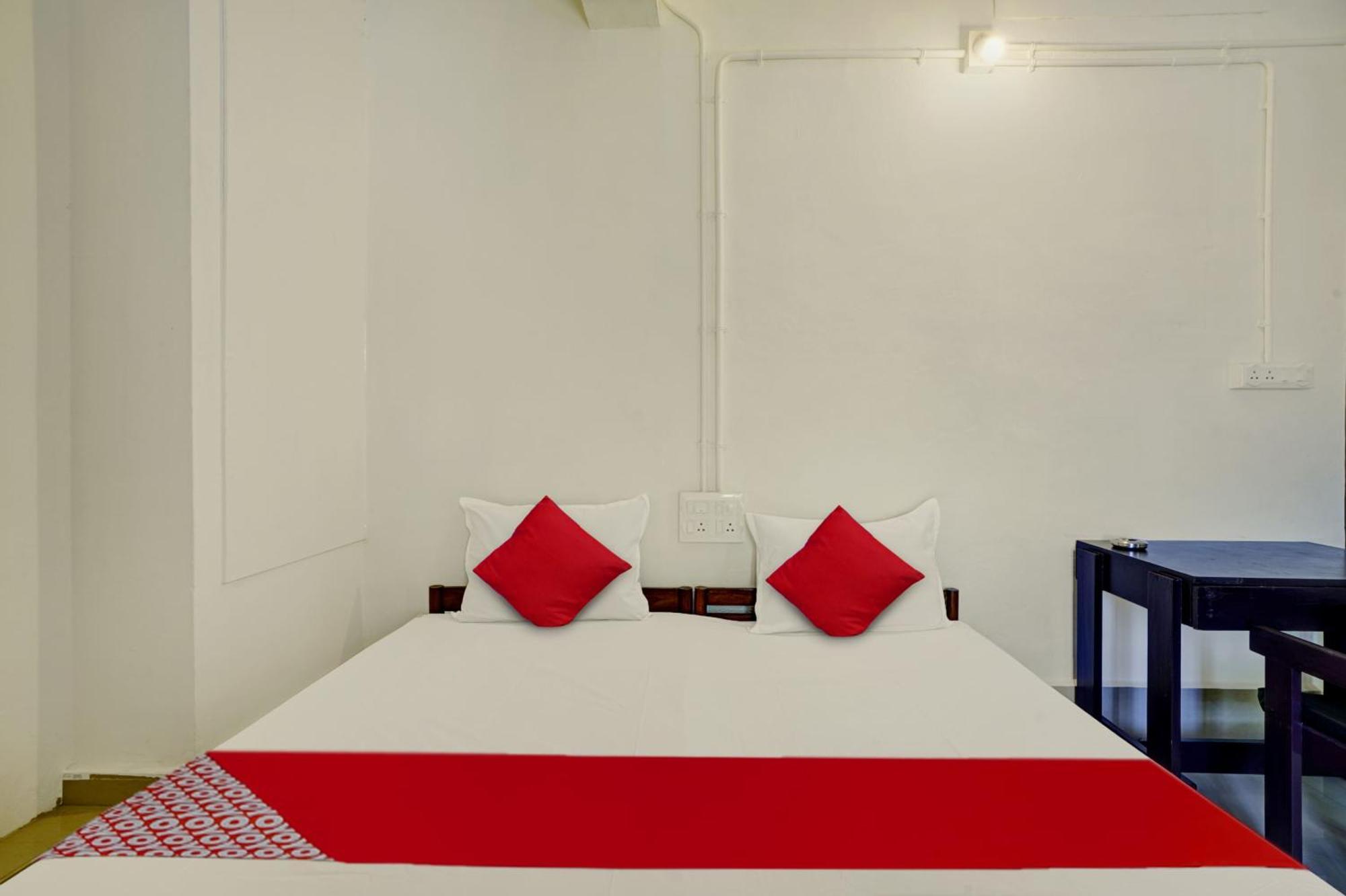 Super Hotel O Ceasar Palace Annex Thodupuzha エクステリア 写真